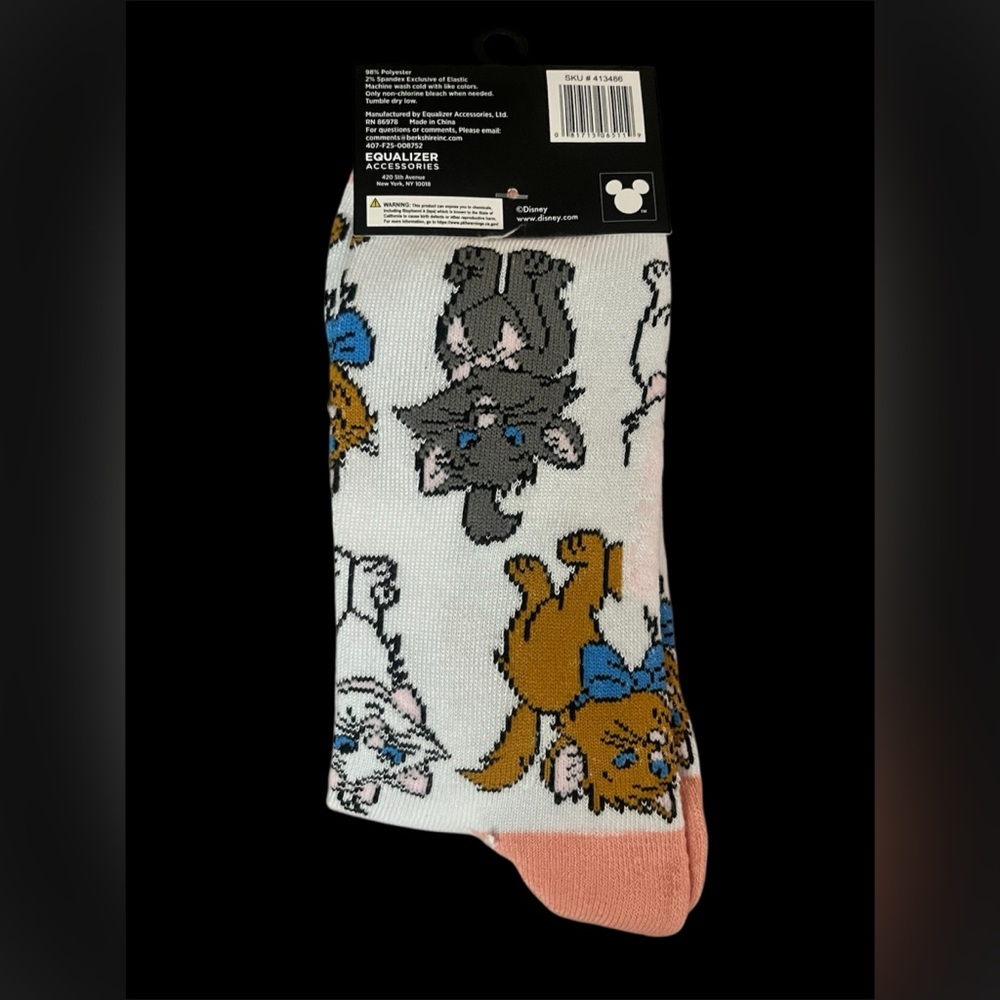 Disney The Aristocats Crew Socks - Picture 2 of 2